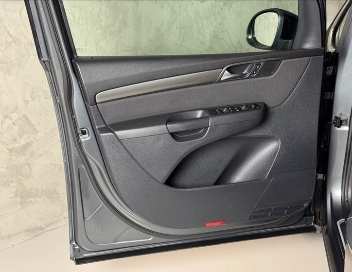 Volkswagen Sharan MPV 2,0 l 110 kw