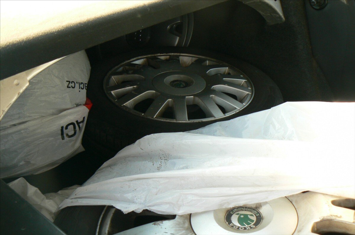 Škoda Superb Sedan 1,9 l 74 kw