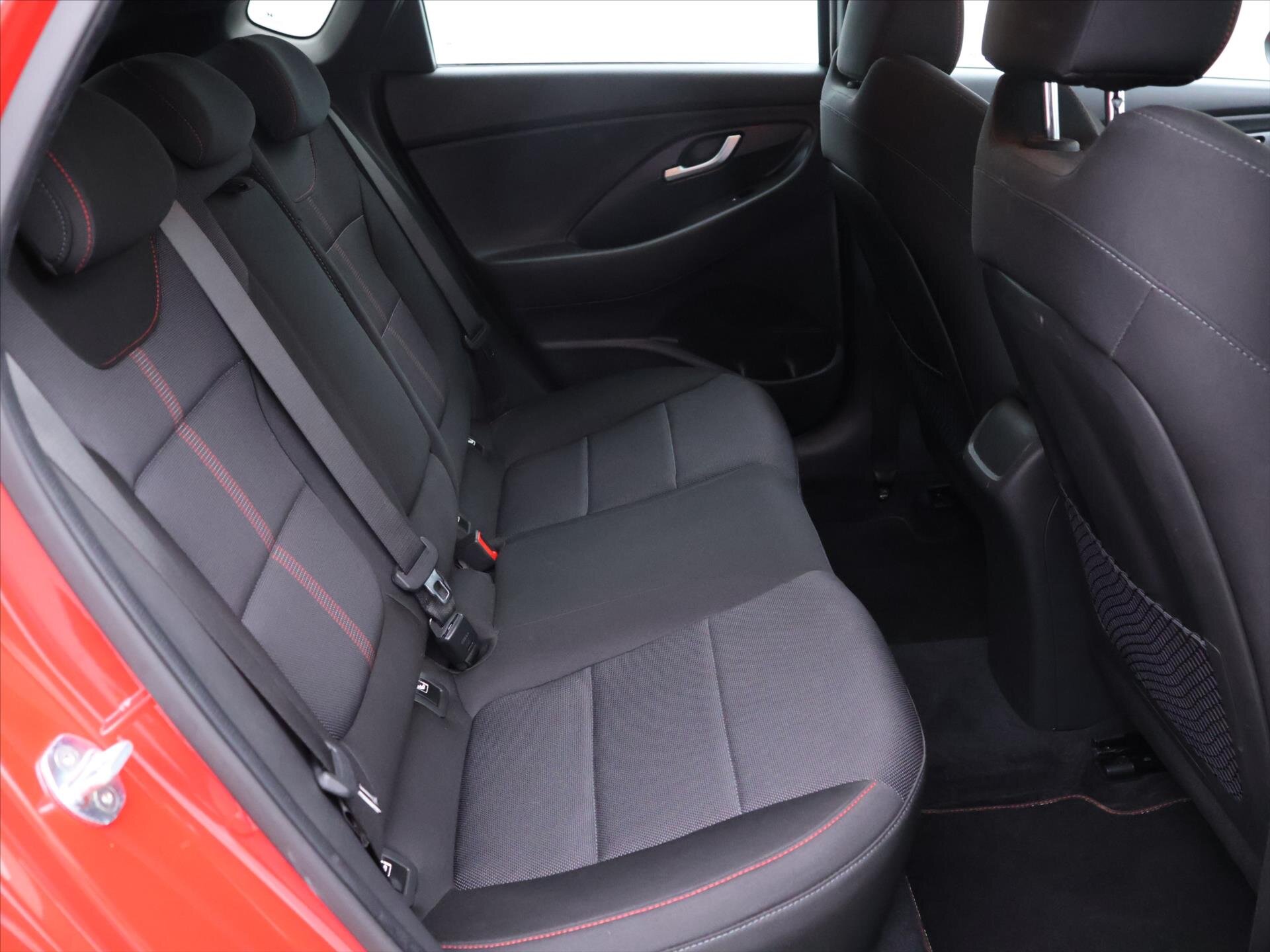 Hyundai i30 Liftback 1,5 l 117 kw