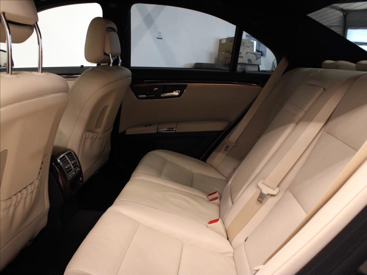 Mercedes-Benz Třídy S Sedan / Limuzína 3,0 l 190 kw