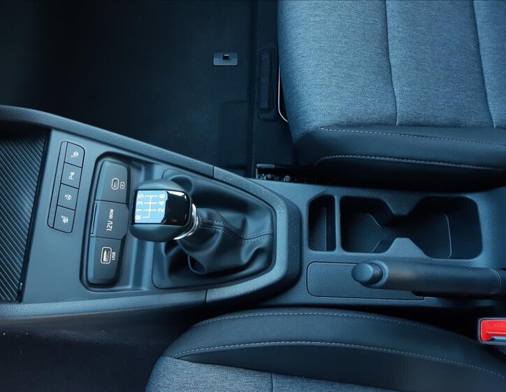 KIA Stonic SUV / Terénní 998,0 74 kw