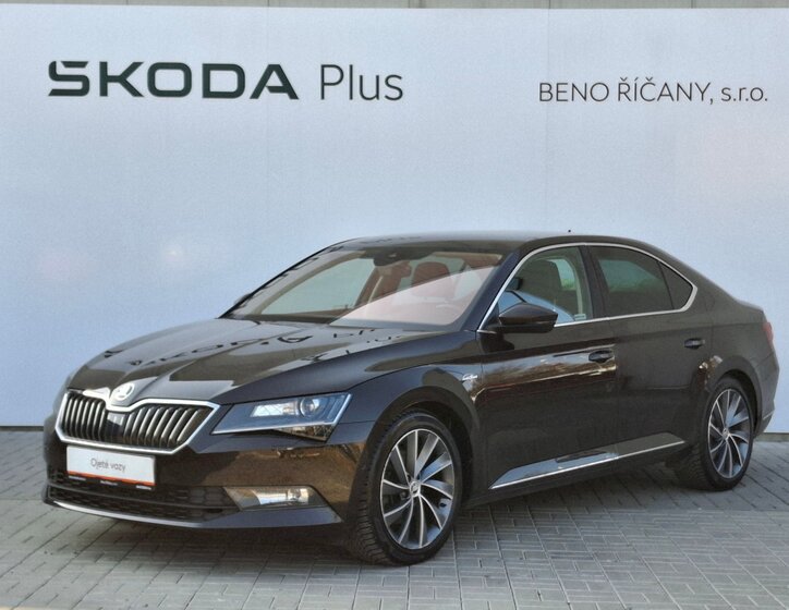 Škoda Superb Sedan / Limuzína 2,0 l 140 kw