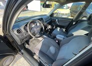Toyota RAV4 SUV / Terénní 2,0 l 85 kw