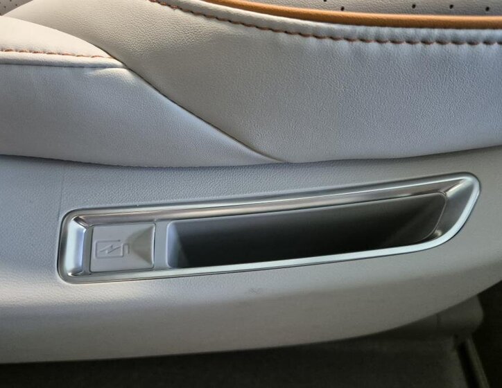 Dongfeng U-Tour MPV 1,5 l 130 kw