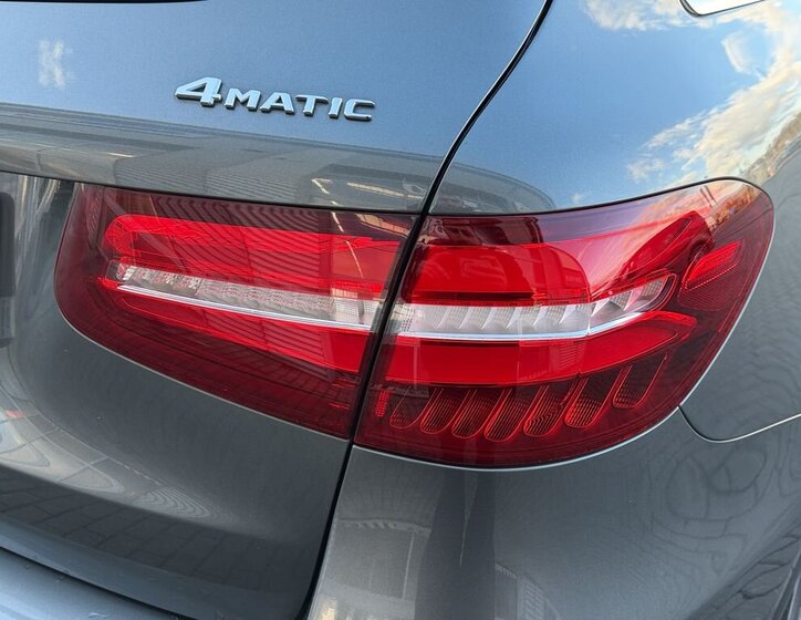 Mercedes-Benz GLC 13