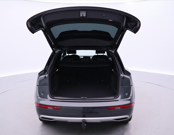 Audi Q5 SUV 2,0 l 140 kw