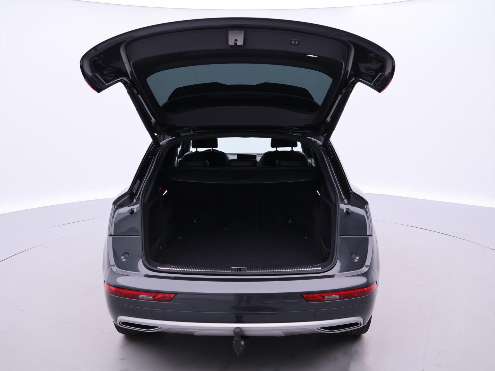 Audi Q5 SUV 2,0 l 140 kw