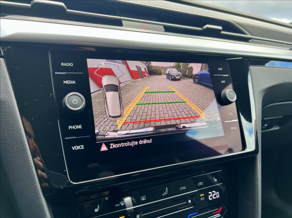 Volkswagen Arteon Kombi 2,0 l 147 kw