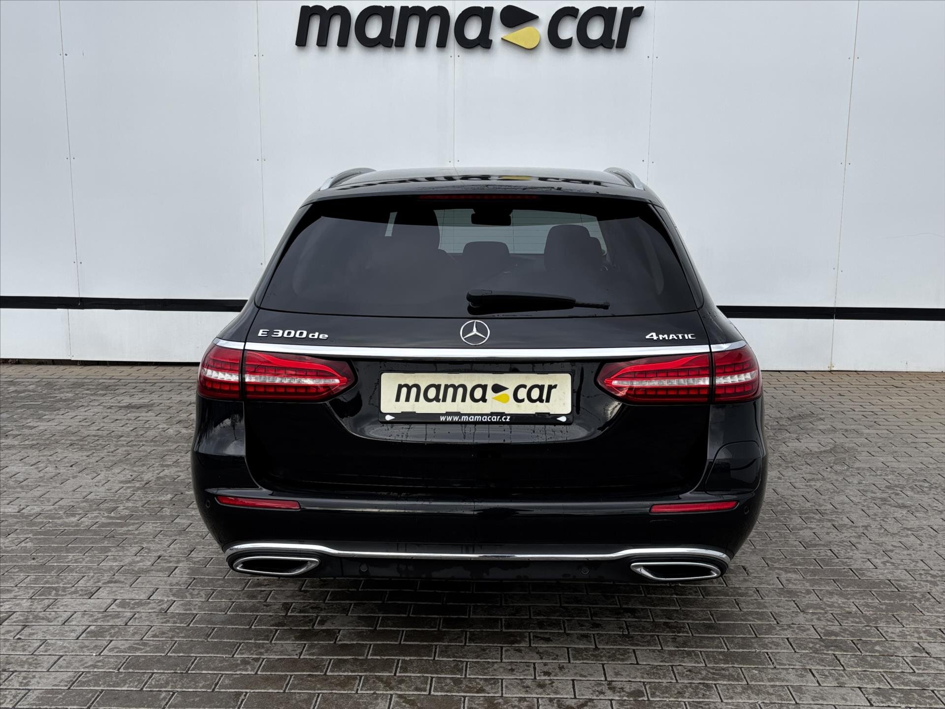 Mercedes-Benz Třídy E Kombi 2,0 l 143 kw