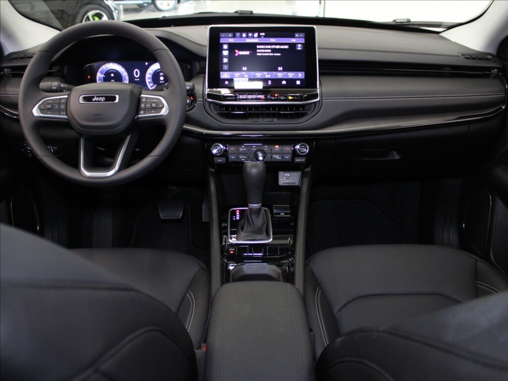 Jeep Compass SUV / Terénní 1,5 l 96 kw