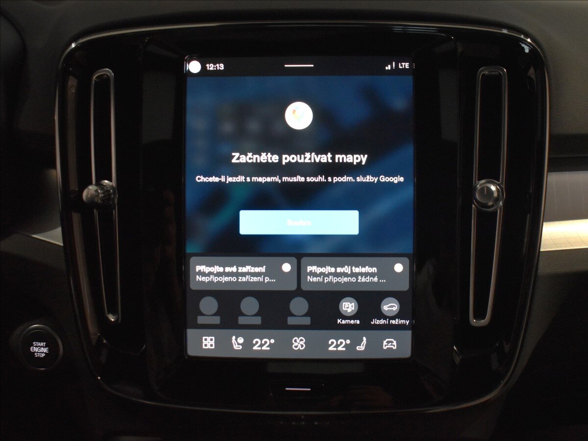 Volvo XC40 SUV / Terénní 2,0 l 120 kw