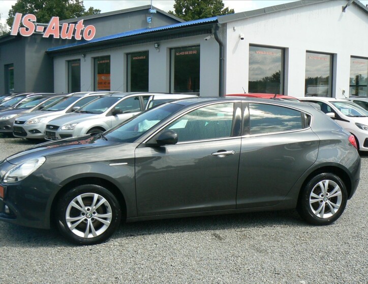 Alfa Romeo Giulietta 1