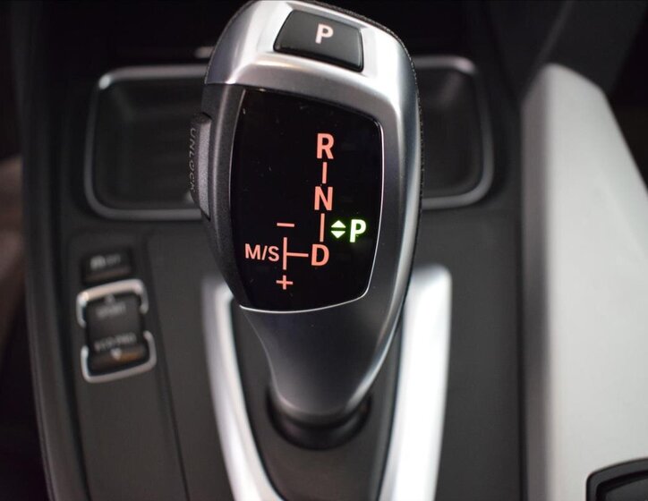 BMW Řada 3 Sedan / Limuzína 1,6 l 100 kw