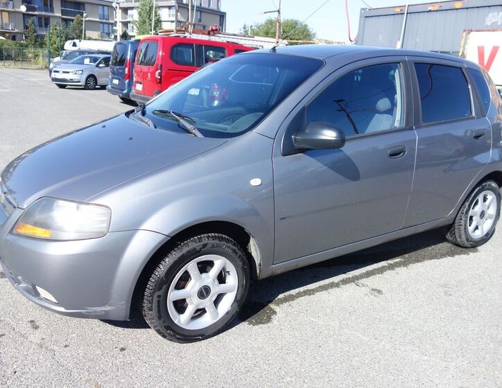 Chevrolet Aveo 1