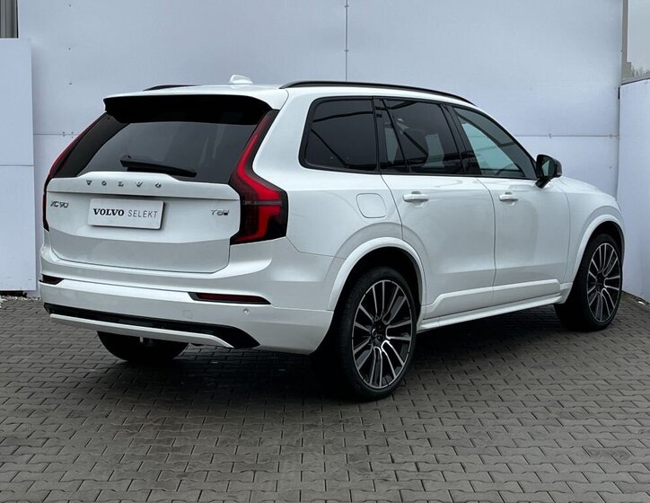 Volvo XC90 SUV 2,0 l 335 kw