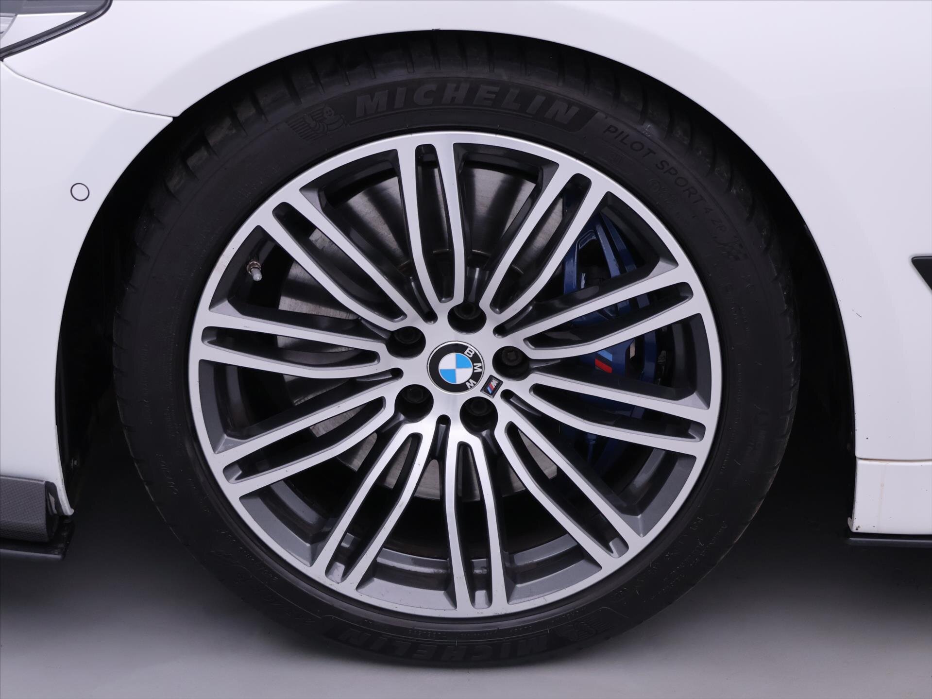 BMW Řada 5 Sedan / Limuzína 3,0 l 250 kw