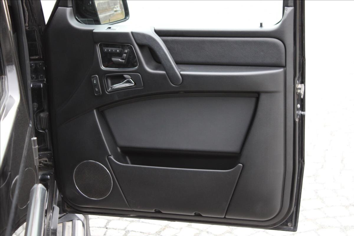 Mercedes-Benz Třídy G SUV / Terénní 3,0 l 155 kw