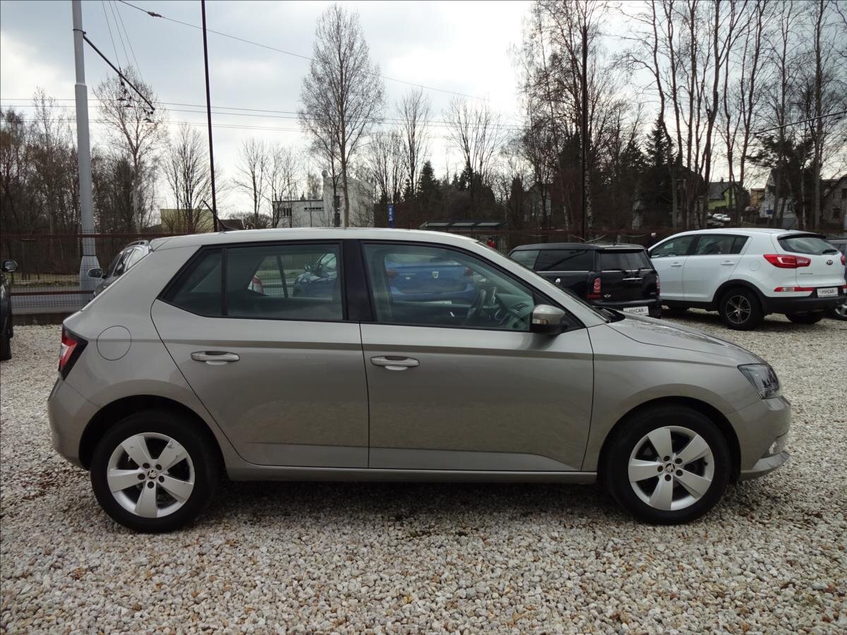 Škoda Fabia Hatchback 999,0 70 kw