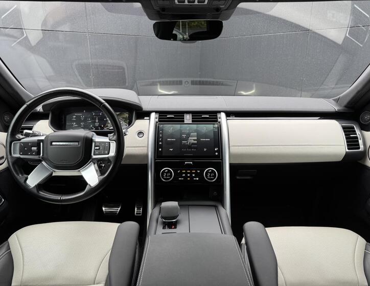 Land Rover Discovery 15