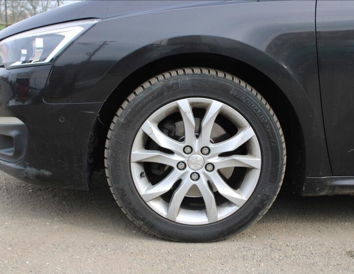 Peugeot 508 Kombi 2,0 l 120 kw