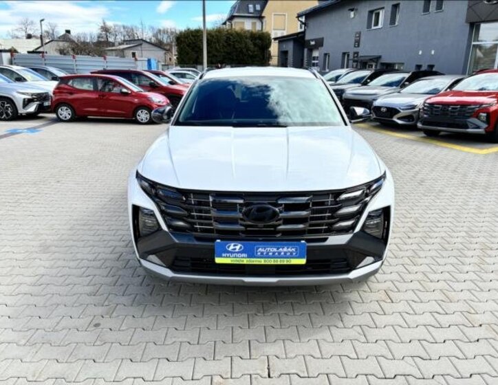 Hyundai Tucson SUV / Terénní 1,6 l 186 kw