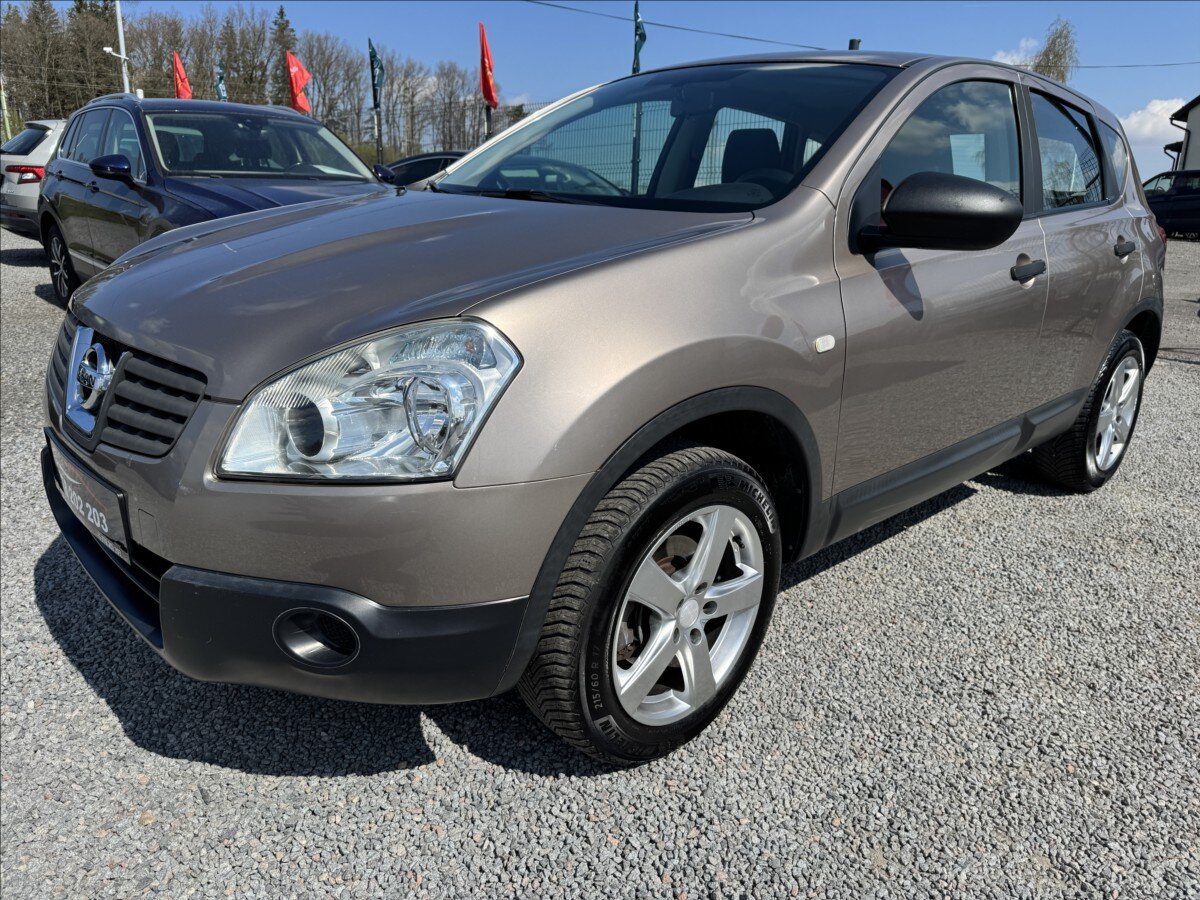 Nissan Qashqai SUV / Terénní 1,6 l 84 kw