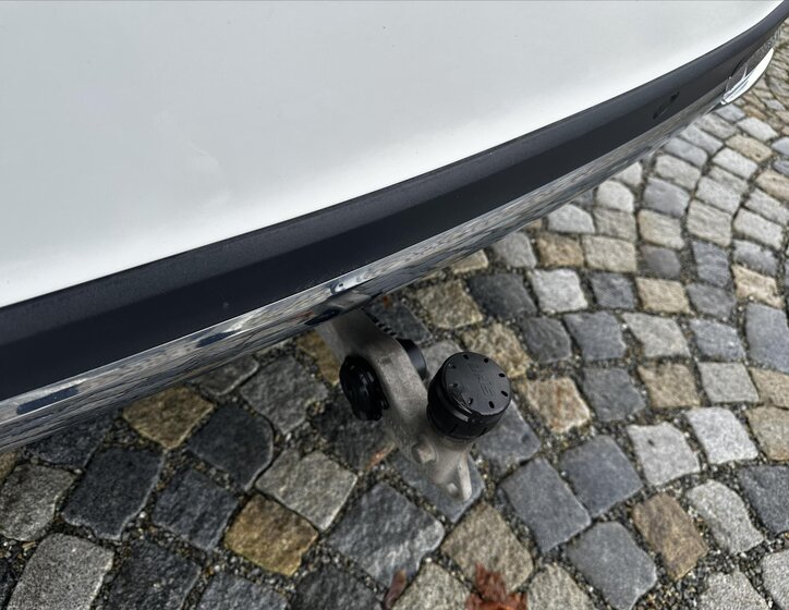 Mercedes-Benz GLE SUV 2,0 l 143 kw