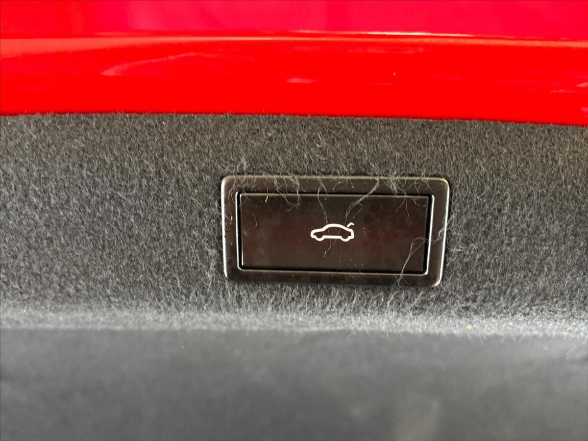 Škoda Superb Liftback 1,4 l 110 kw