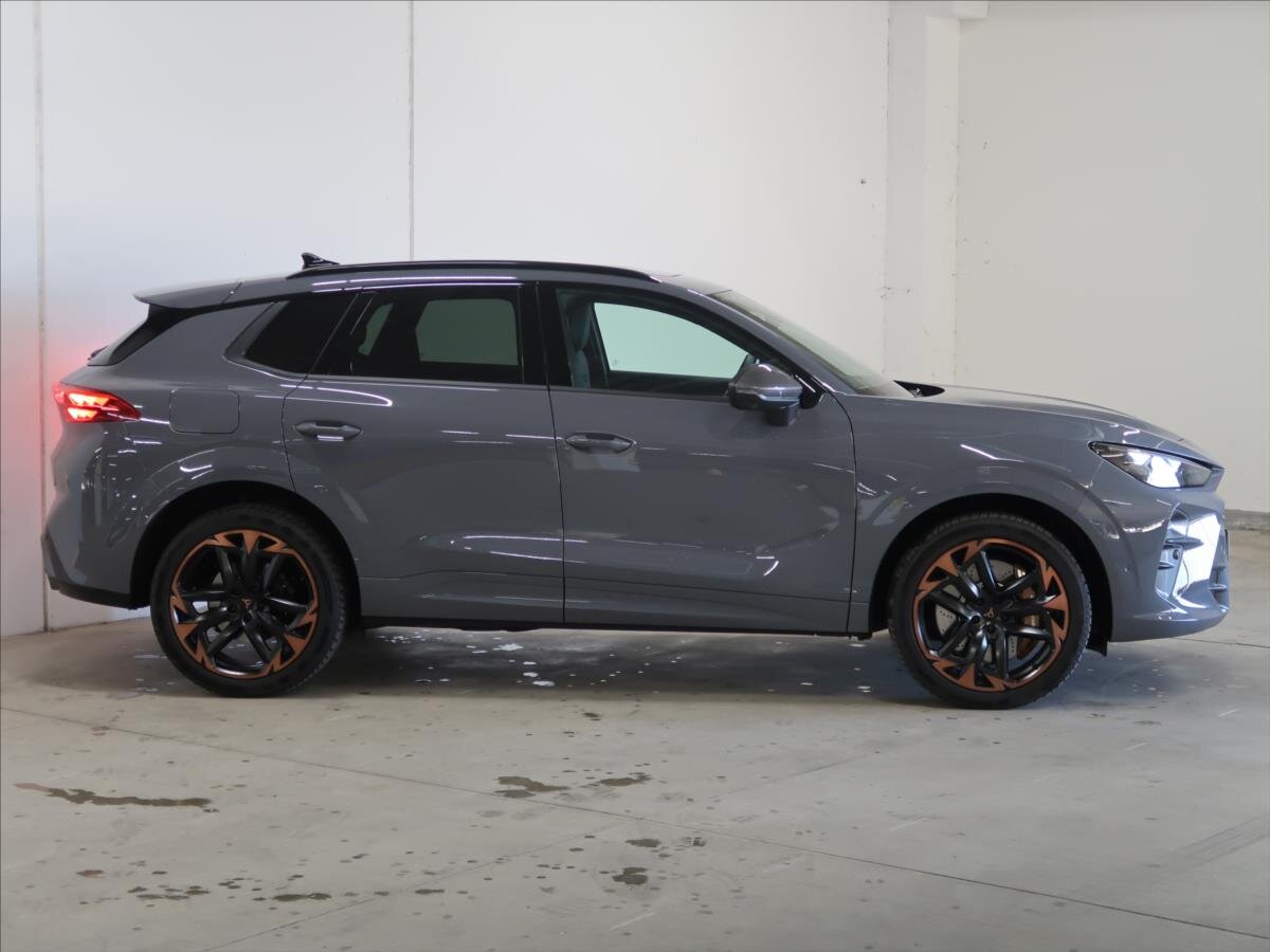 Cupra Terramar SUV 2,0 l 195 kw