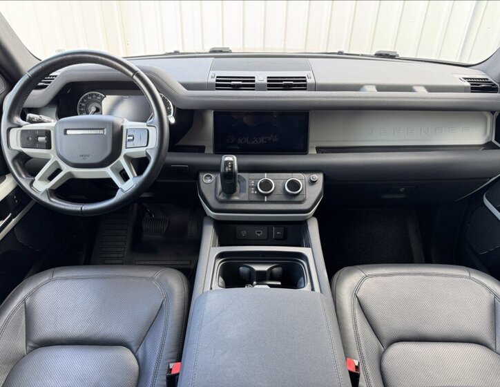 Land Rover Defender SUV / Terénní 3,0 l 221 kw