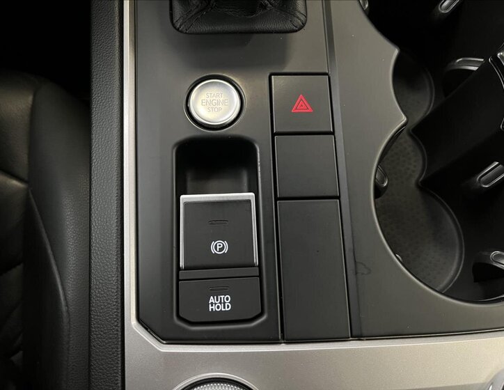 Volkswagen Touareg 17