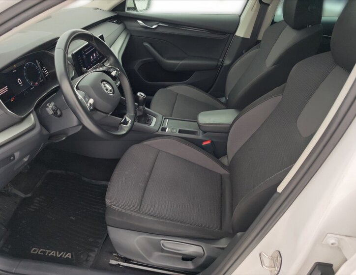 Škoda Octavia Liftback 2,0 l 85 kw