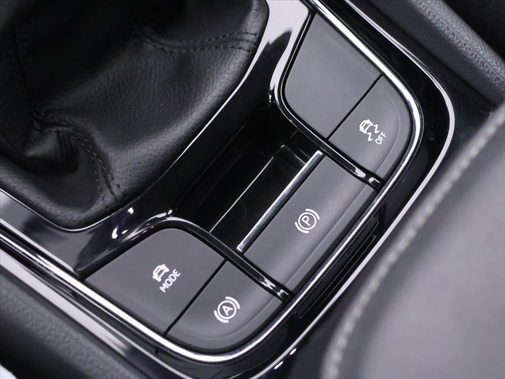 Škoda Karoq SUV / Terénní 2,0 l 110 kw