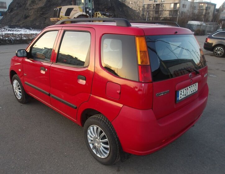 Suzuki Ignis Kombi 1,3 l 68 kw