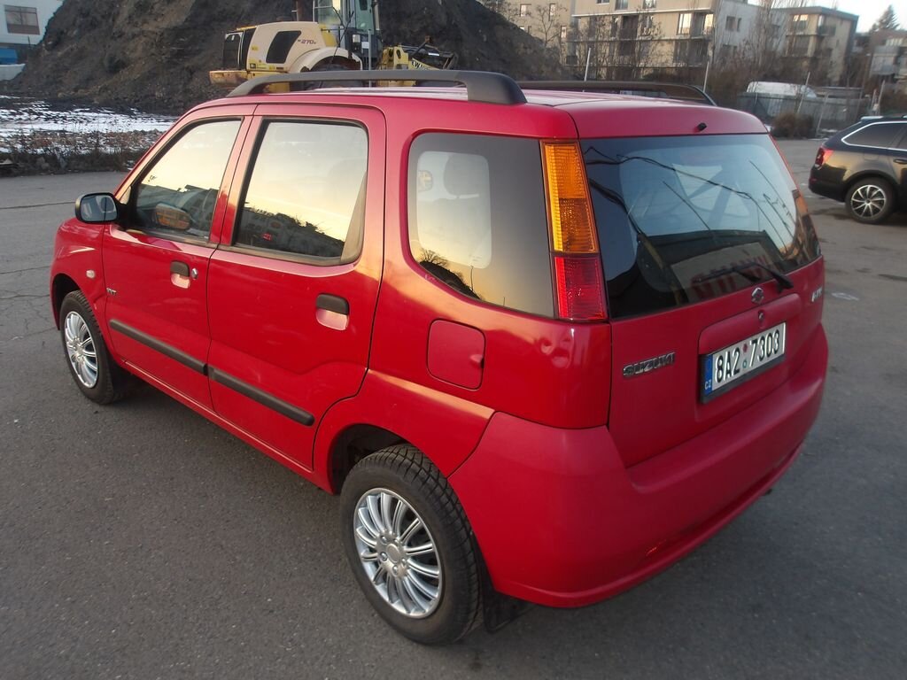 Suzuki Ignis Kombi 1,3 l 68 kw