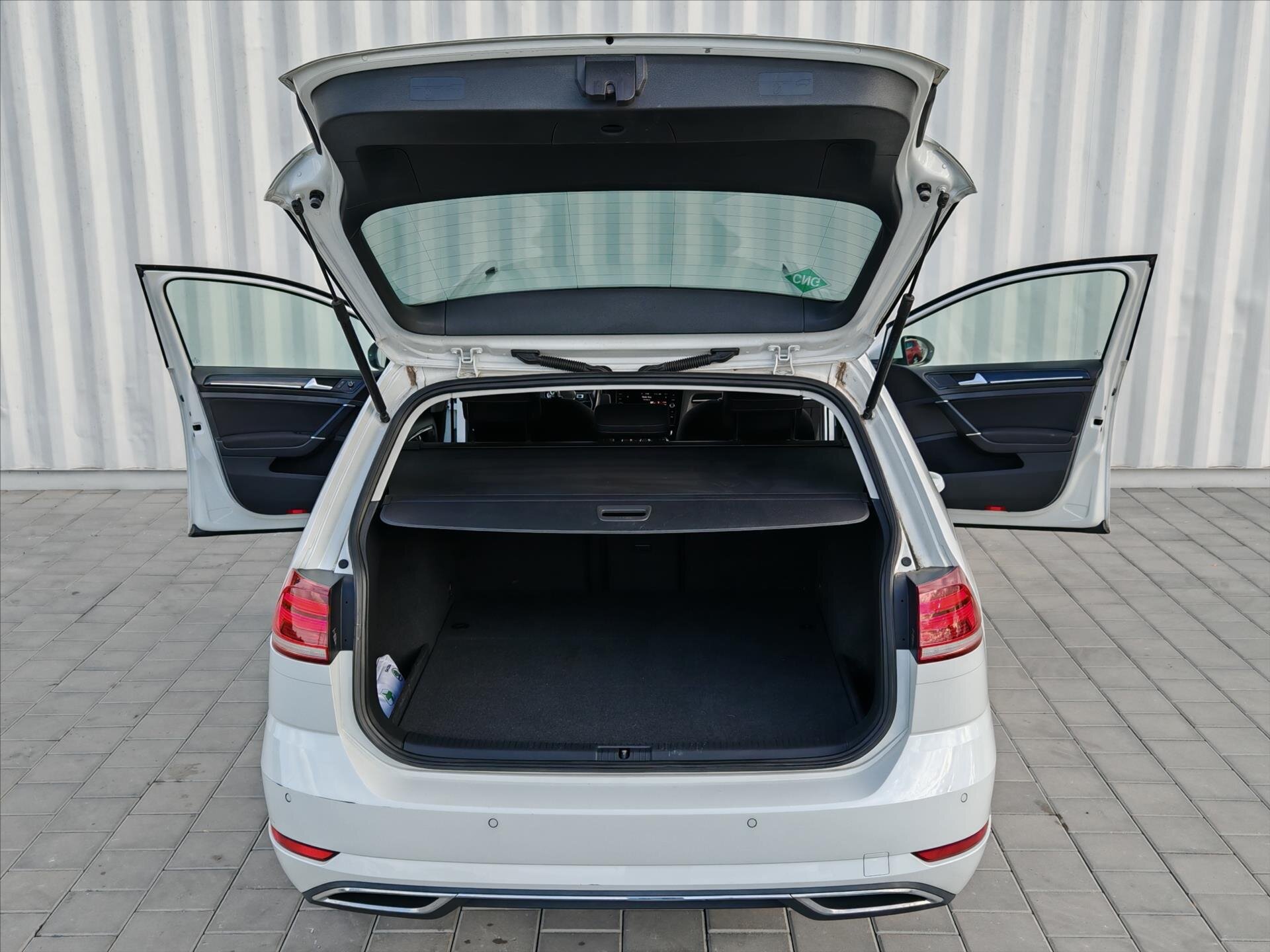 Volkswagen Golf Kombi 1,5 l 96 kw