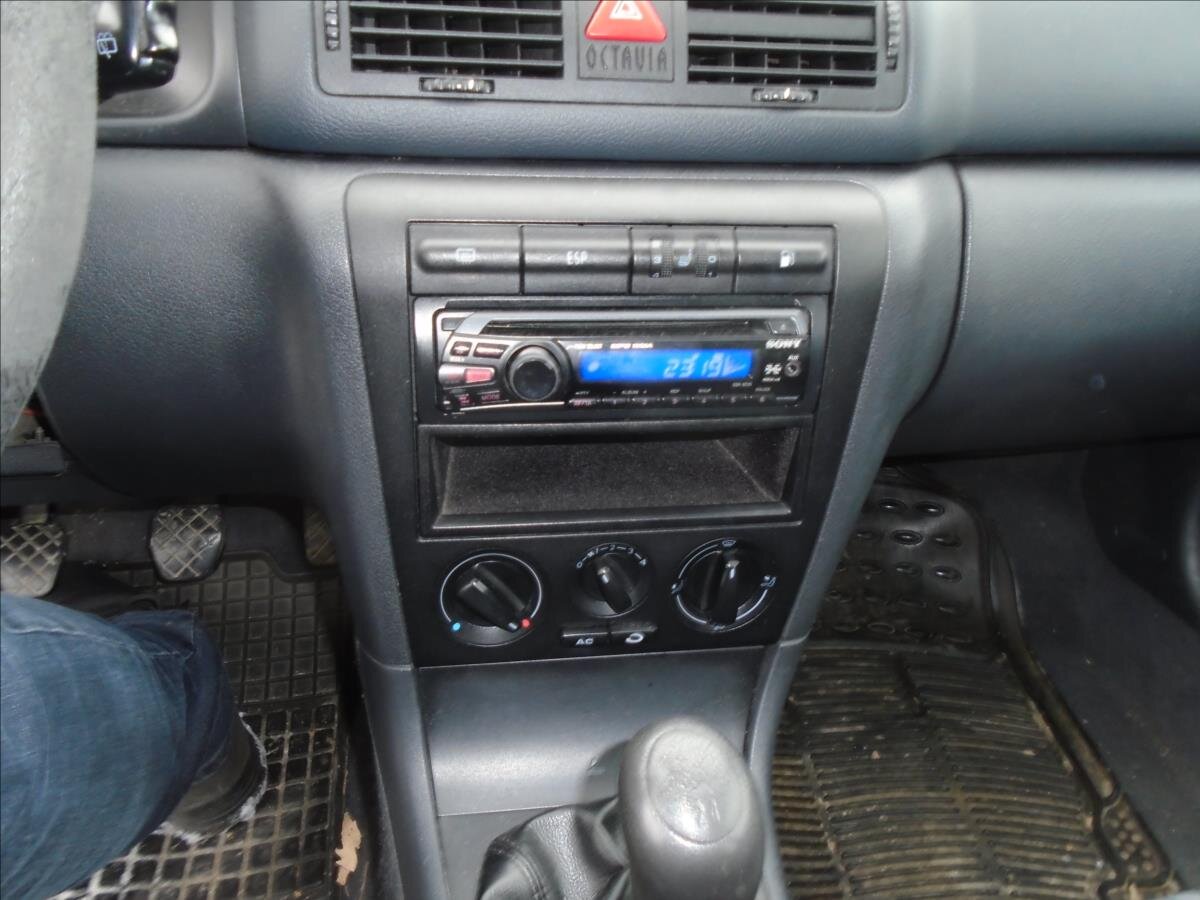 Škoda Octavia Liftback 1,9 l 66 kw