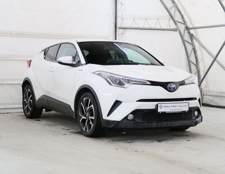Toyota C-HR SUV 1,8 l 72 kw