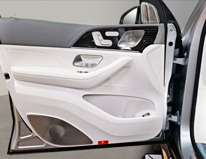 Mercedes-Benz GLS SUV / Terénní 4,0 l 410 kw