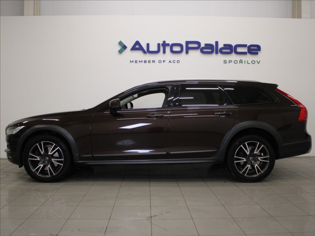 Volvo V90 Kombi 2,0 l 177 kw