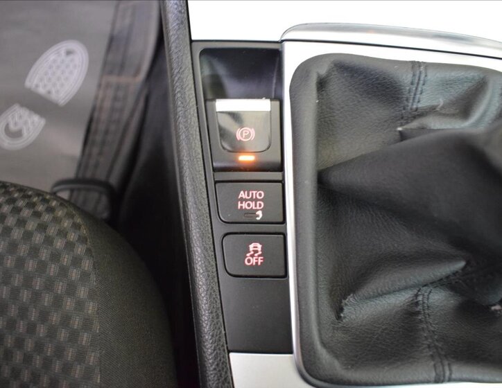 Volkswagen Passat Kombi 2,0 l 103 kw