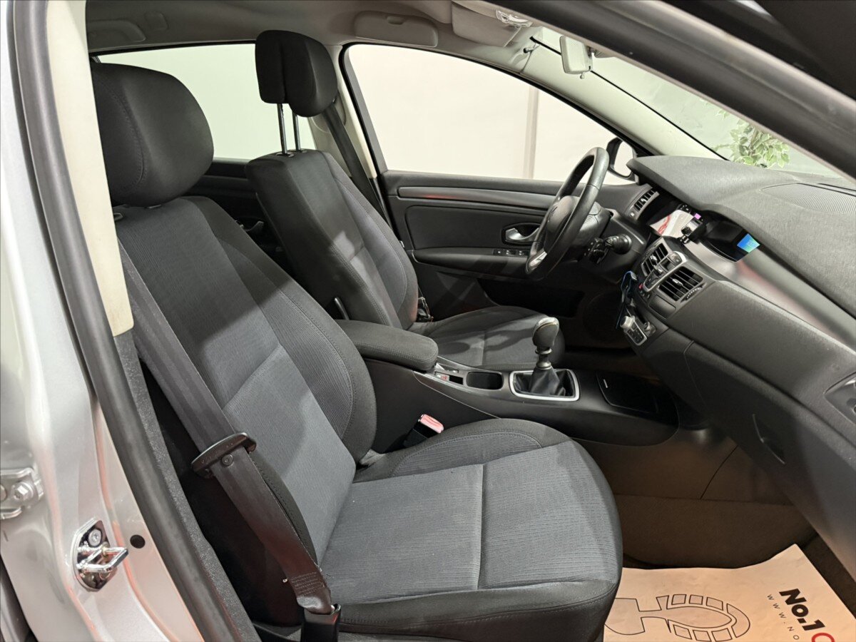 Renault Laguna Kombi 2,0 l 96 kw