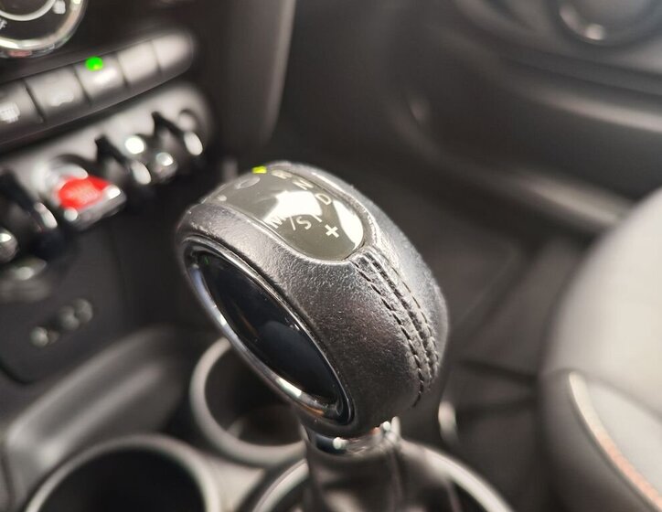 Mini Cooper Hatchback 1,5 l 100 kw