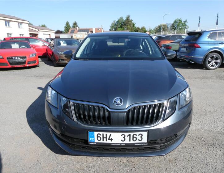 Škoda Octavia 1