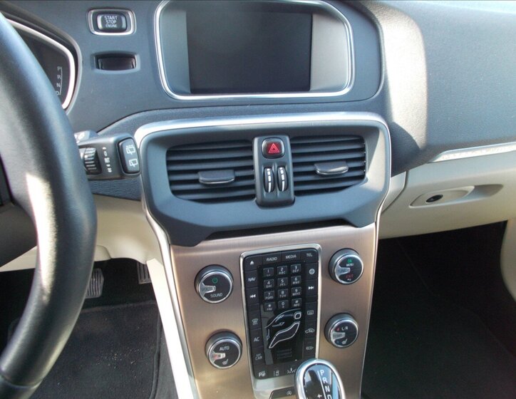 Volvo V40 Hatchback 2,0 l 88 kw