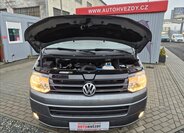 Volkswagen Multivan 32