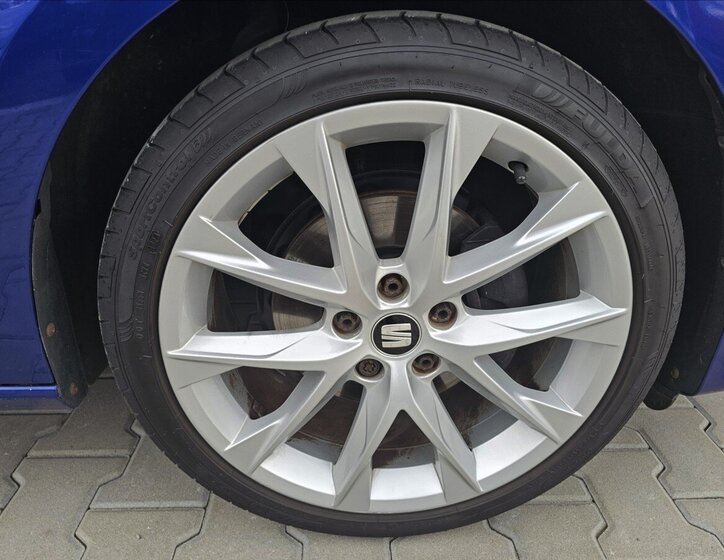 Seat Leon Hatchback 1,4 l 110 kw