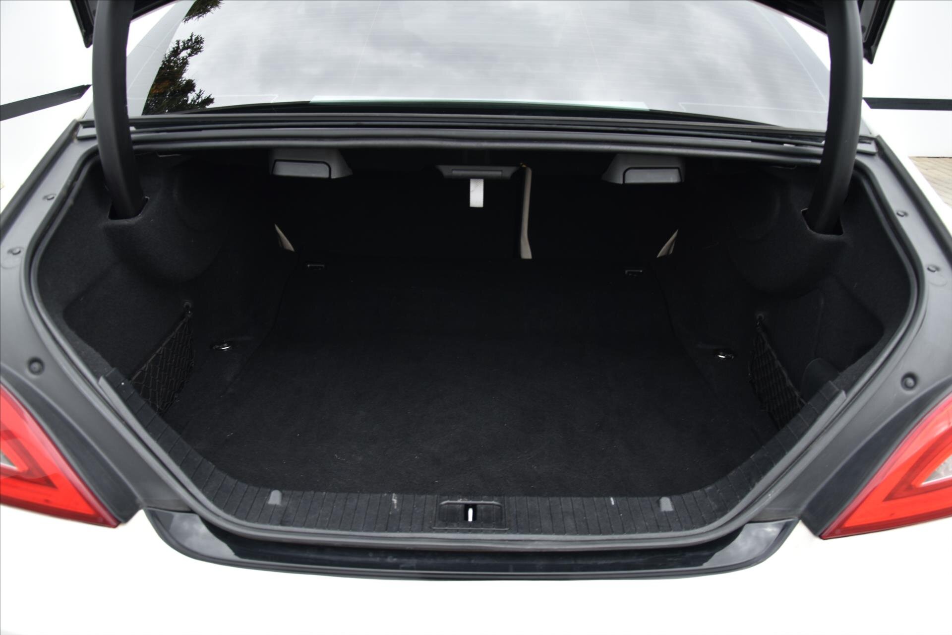 Mercedes-Benz CLS Sedan / Limuzína 3,0 l 195 kw