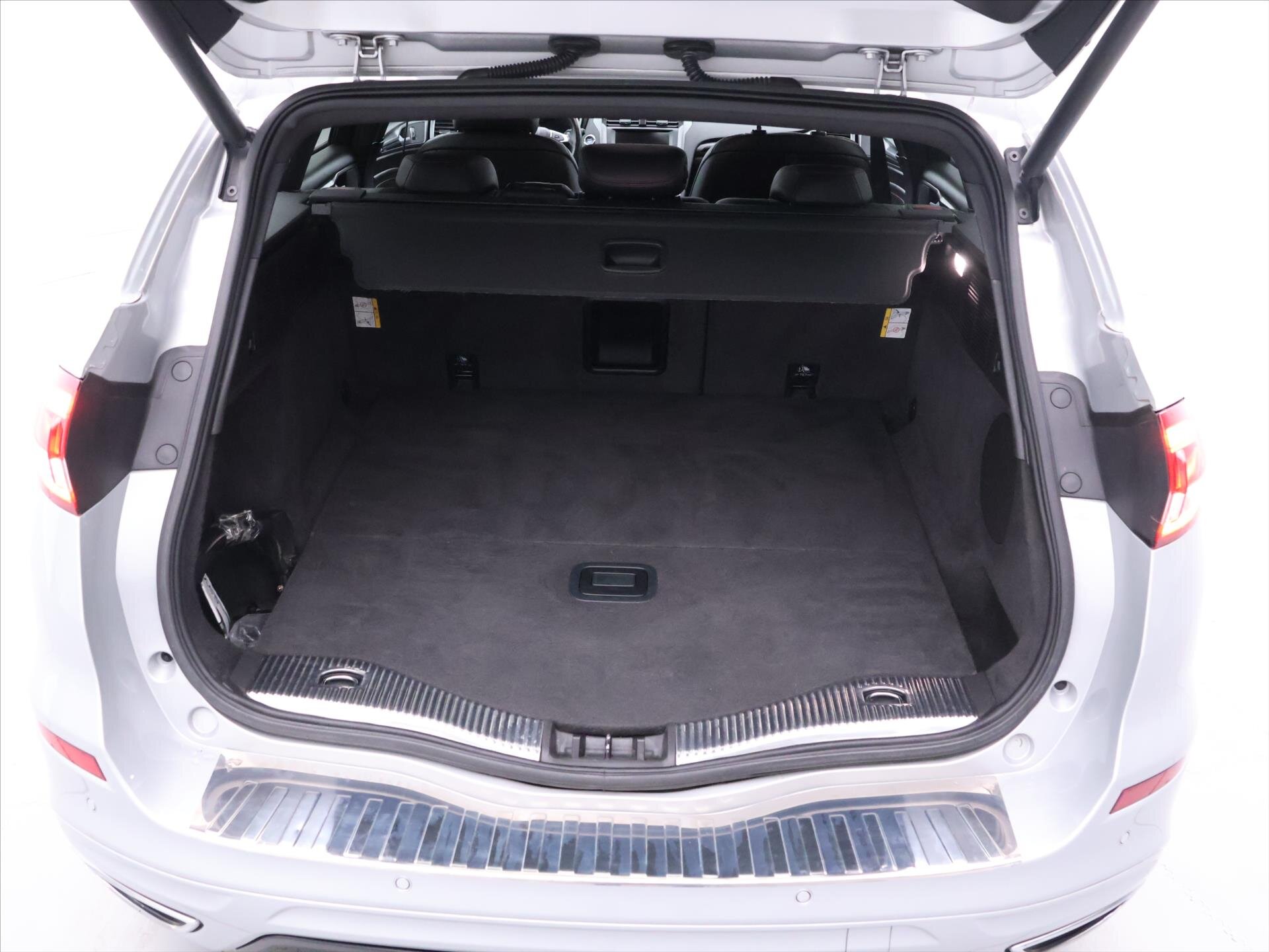 Ford Mondeo Kombi 2,0 l 132 kw