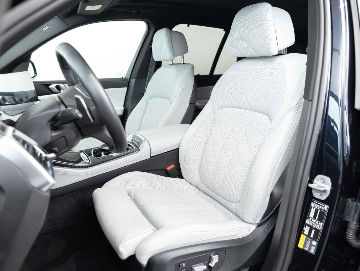 BMW X5 SUV 3,0 l 360 kw